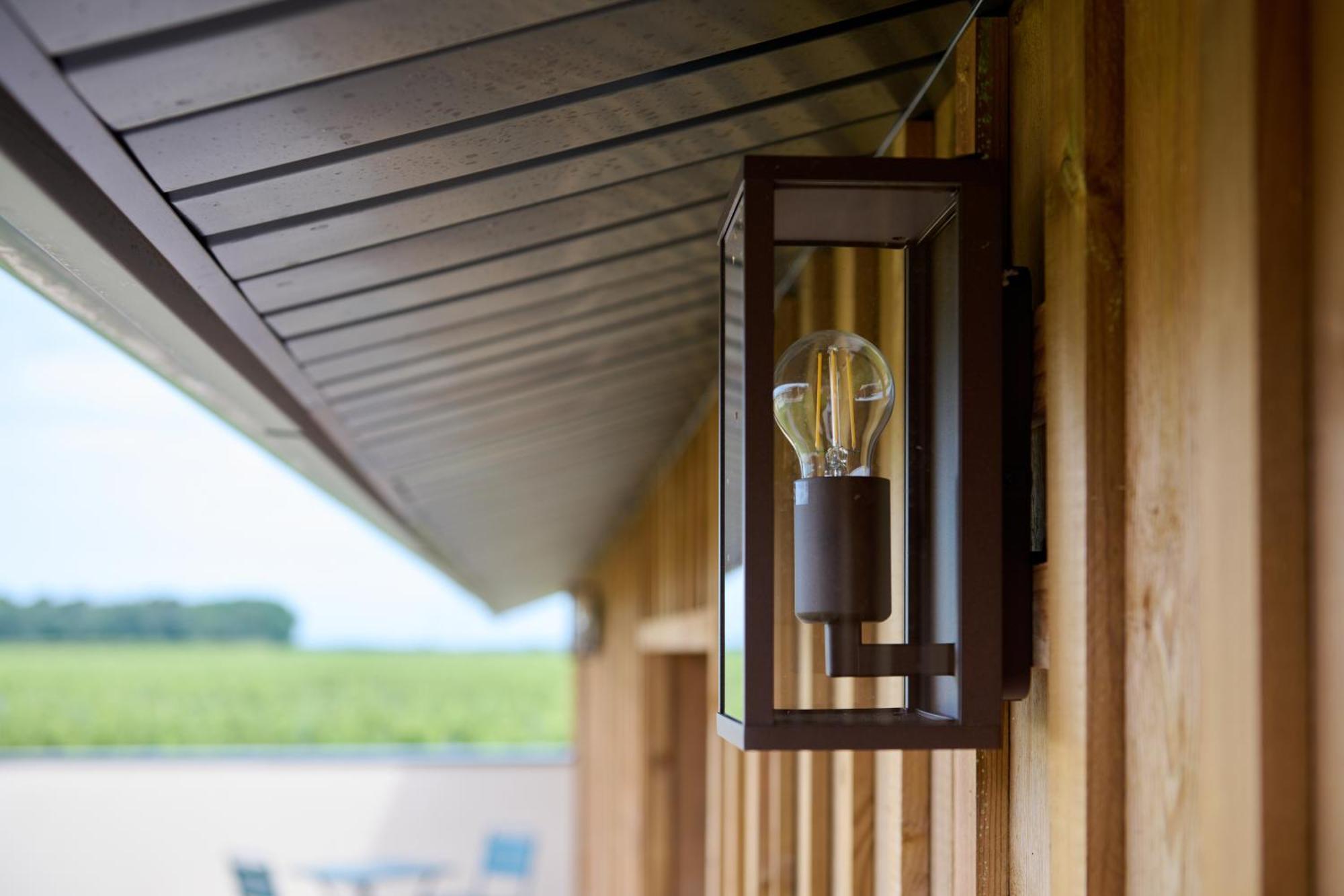 Le Repaire Lagardere Bed and Breakfast Lussac  Buitenkant foto